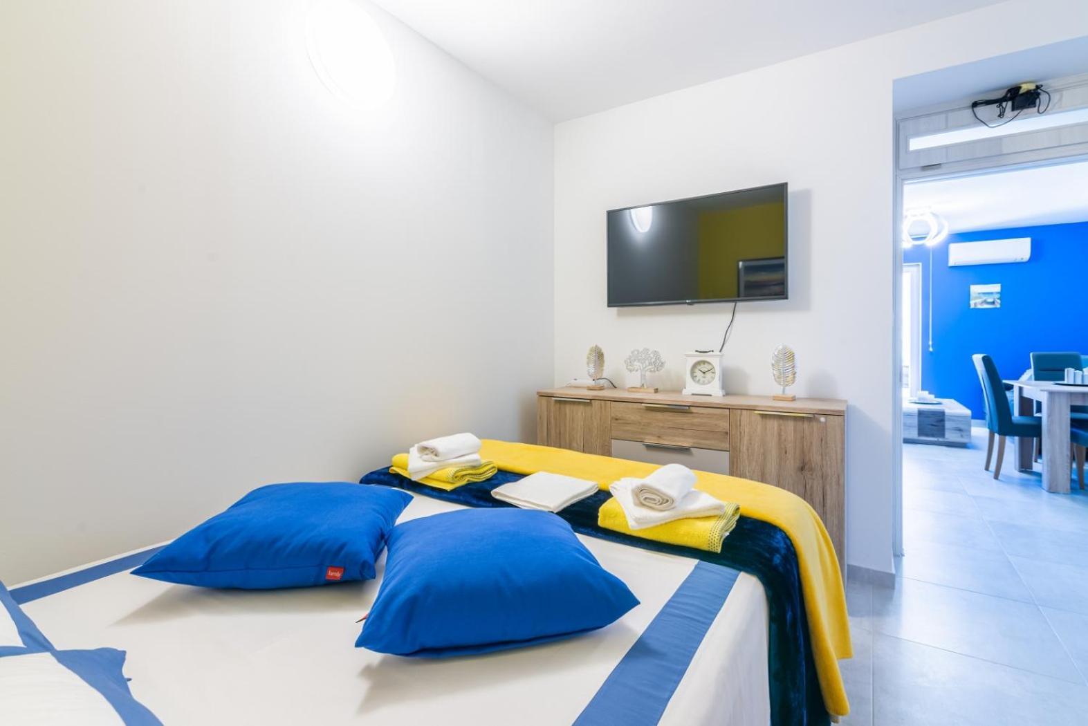 Apartments Cro Adria Stay Медулин Екстериор снимка