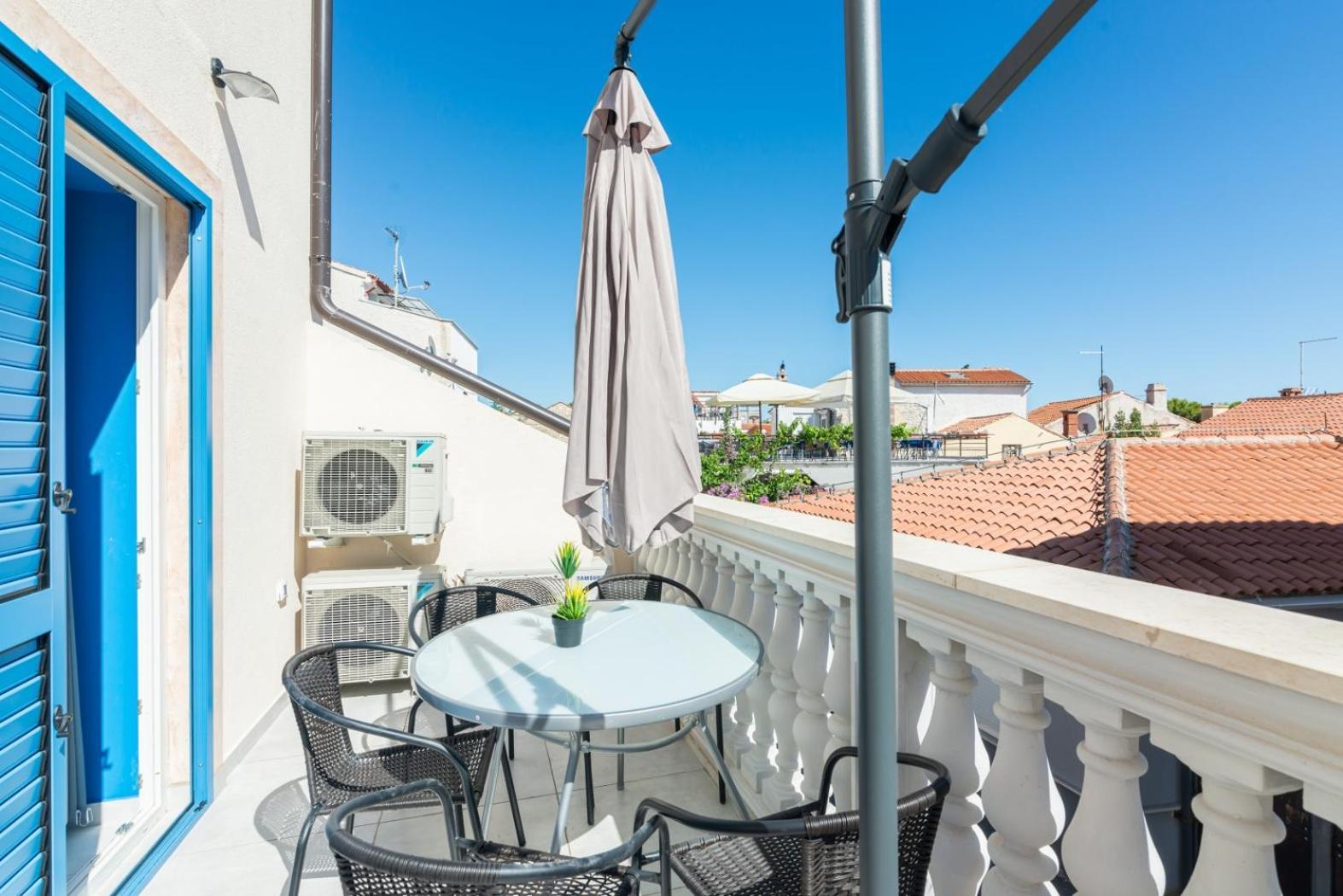 Apartments Cro Adria Stay Медулин Екстериор снимка