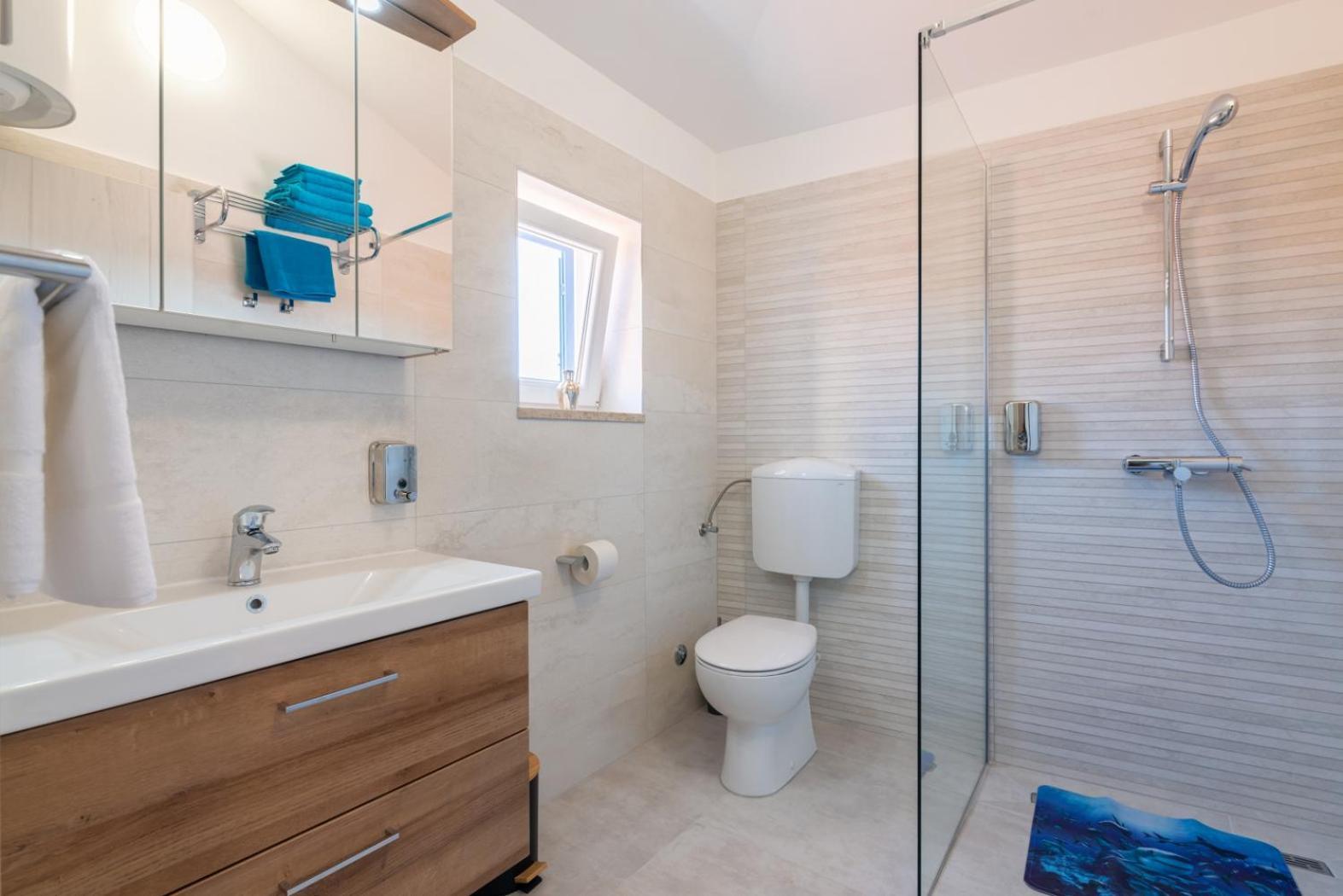 Apartments Cro Adria Stay Медулин Екстериор снимка